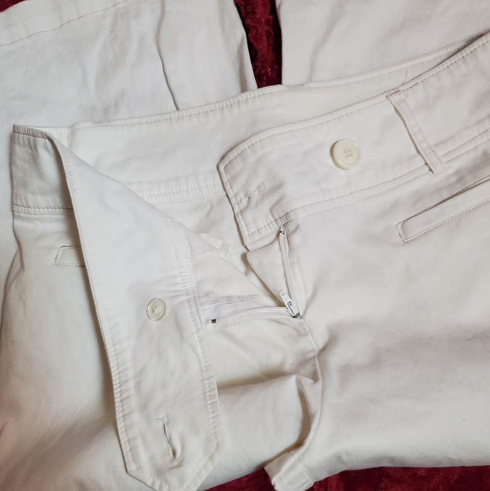 WHITE WIDE LEG CAPRIS! - Picture 7 of 13